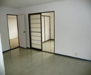 プラーサ徳山　Ａ　102号室