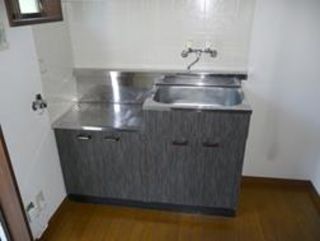 サンライズコート A棟 205号